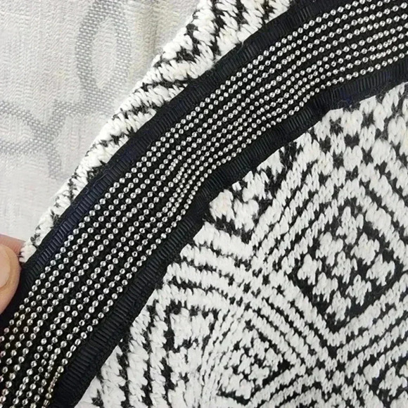 Simply Emma Pattern Textured Wide Sleeve Blouse 2X - Picture 7 of 9